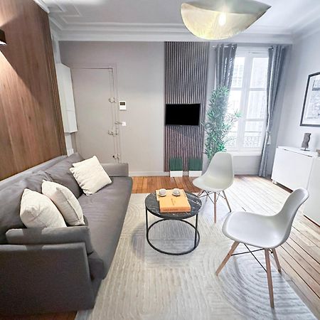 Апартаменты Unique Flat Near Louvre & Palais Royal Париж Экстерьер фото
